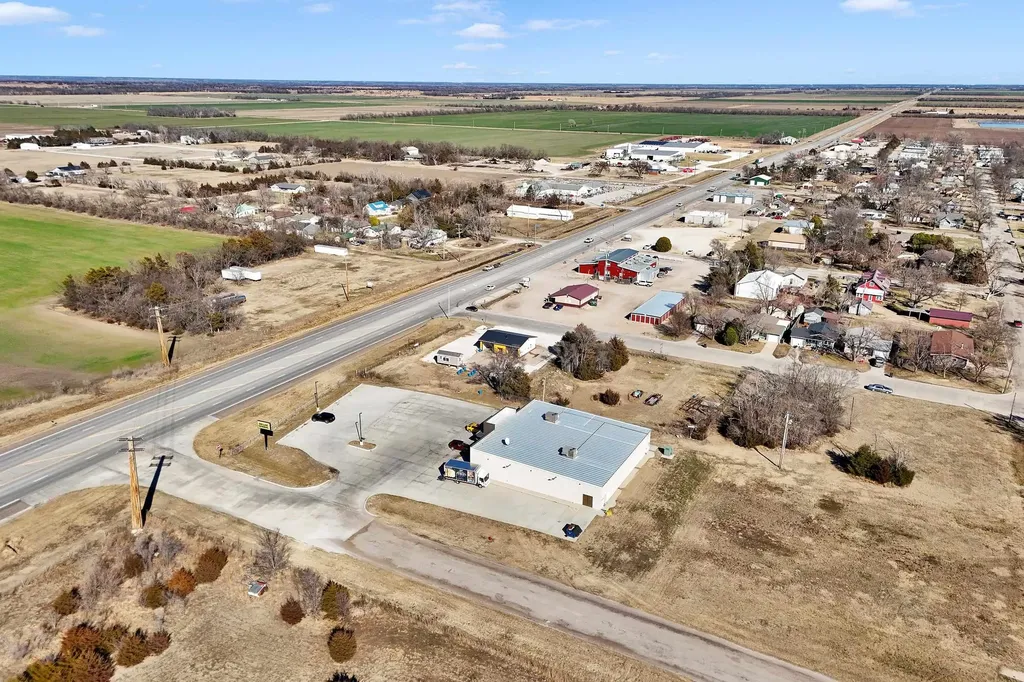 423 N Colorado Avenue Burrton KS 67020