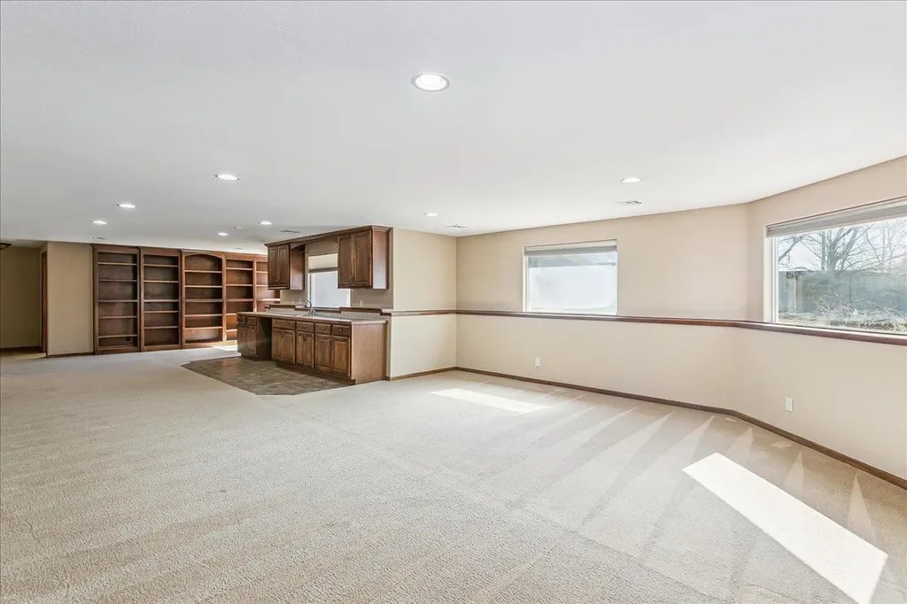 2407 N Flutter Lane Wichita KS 67228