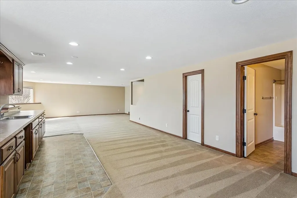 2407 N Flutter Lane Wichita KS 67228