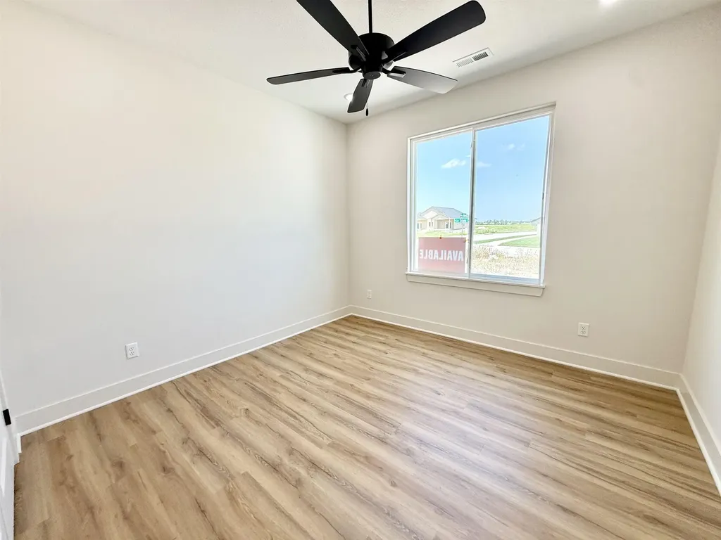 5400 N Toben Court Bel Aire KS 67226