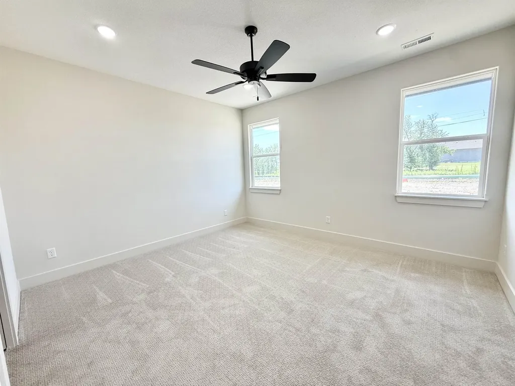 5400 N Toben Court Bel Aire KS 67226
