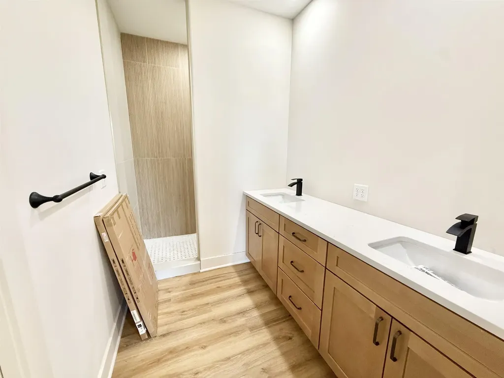 5400 N Toben Court Bel Aire KS 67226