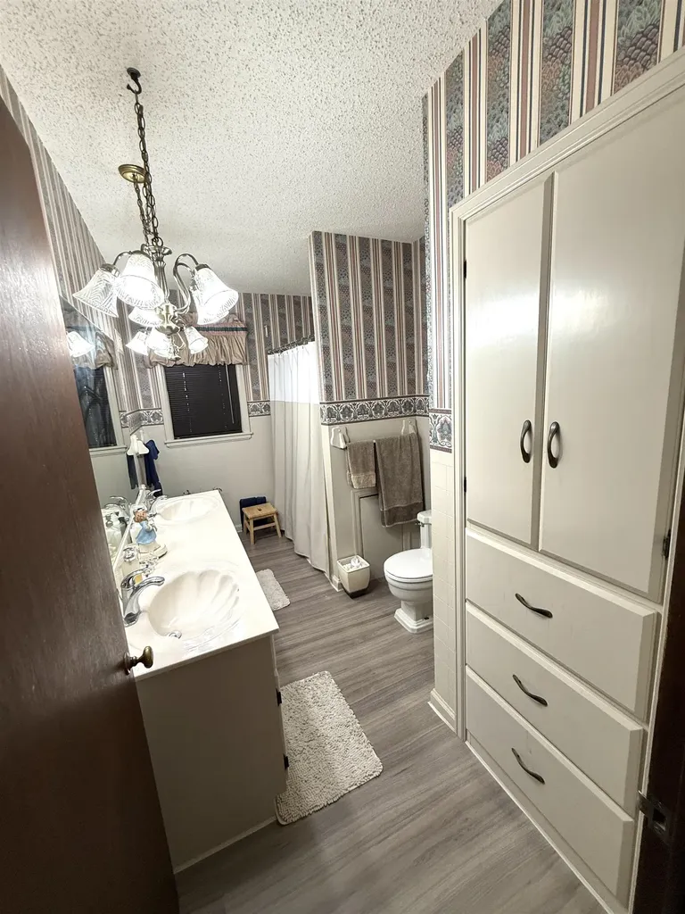 624 N Springfield Anthony KS 67003