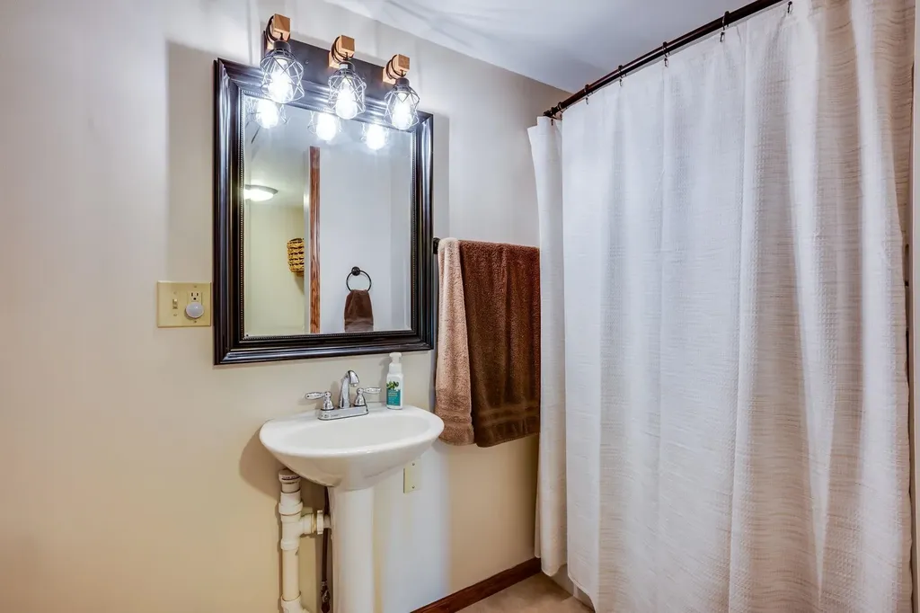 875 NE 20th Kingman KS 67068