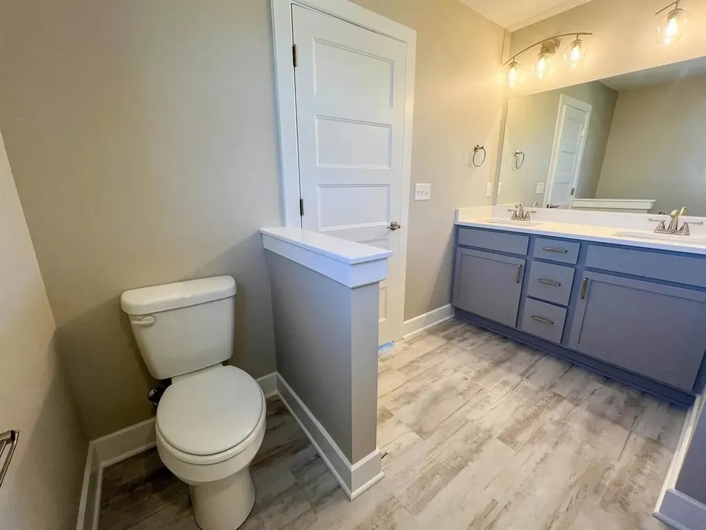 403 E Park Place Andover KS 67002
