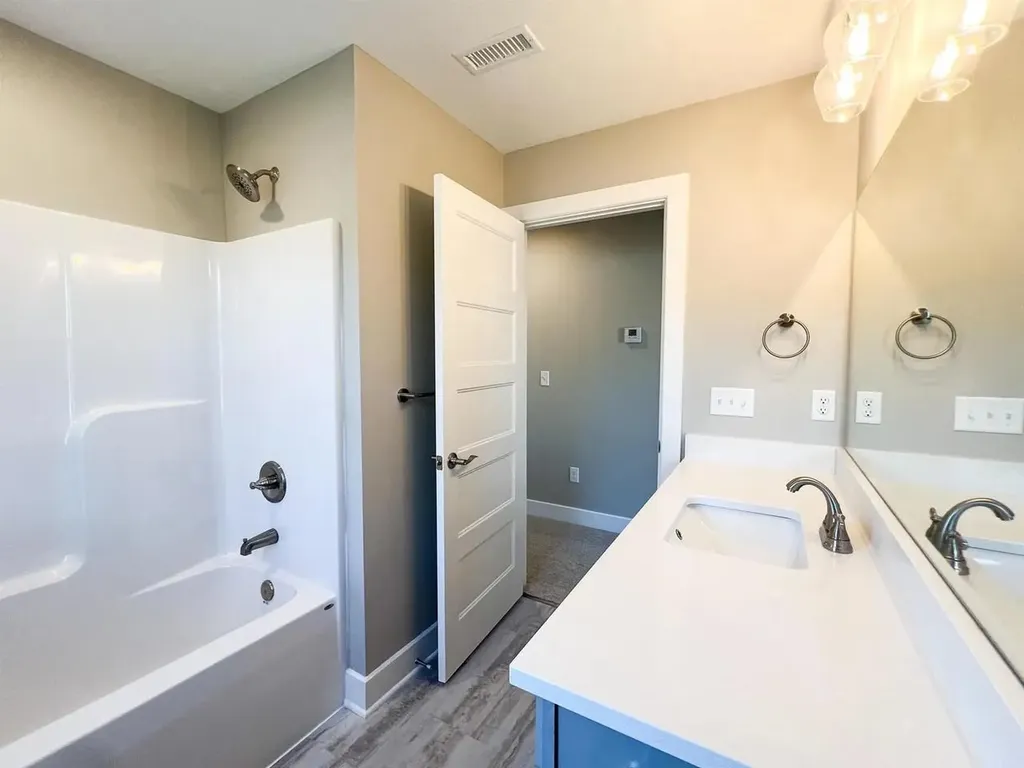 403 E Park Place Andover KS 67002
