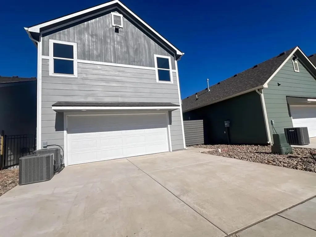 403 E Park Place Andover KS 67002