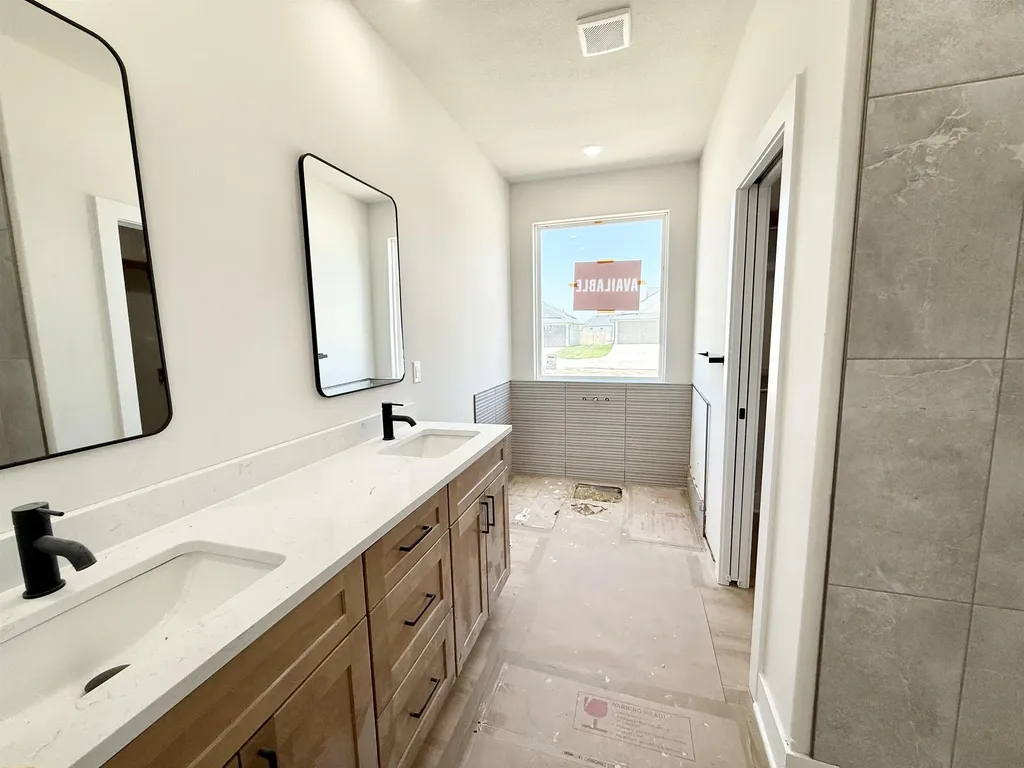 5404 N Toben Court Bel Aire KS 67226