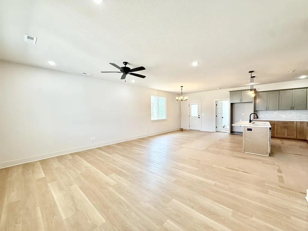 5408 N Toben Court Bel Aire KS 67226