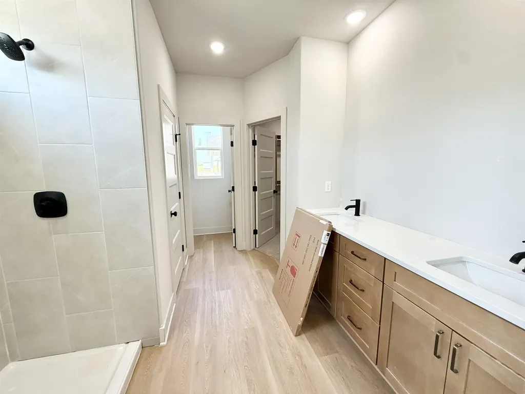 5408 N Toben Court Bel Aire KS 67226