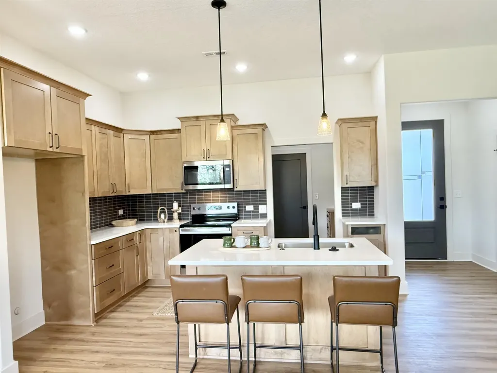 5412 N Toben Court Bel Aire KS 67226
