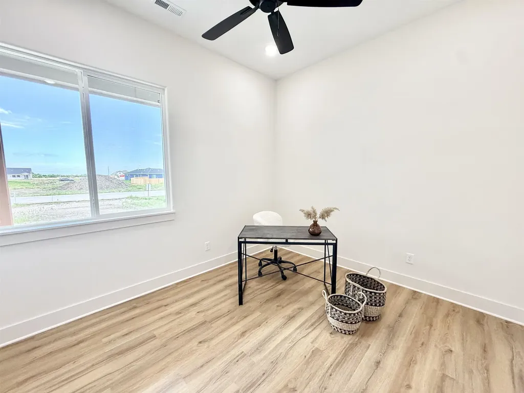 5412 N Toben Court Bel Aire KS 67226