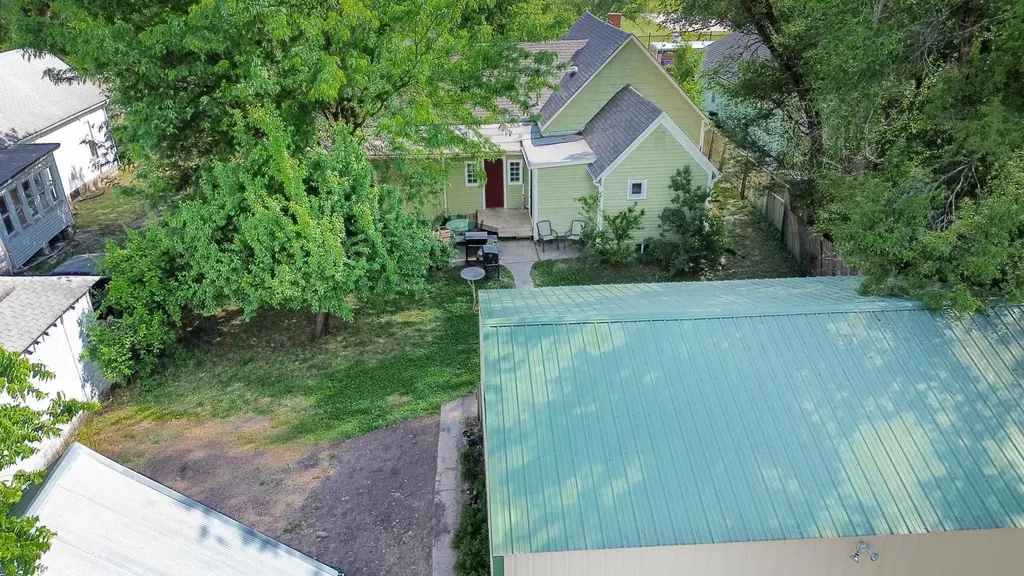 308 E 2nd Street Newton KS 67114