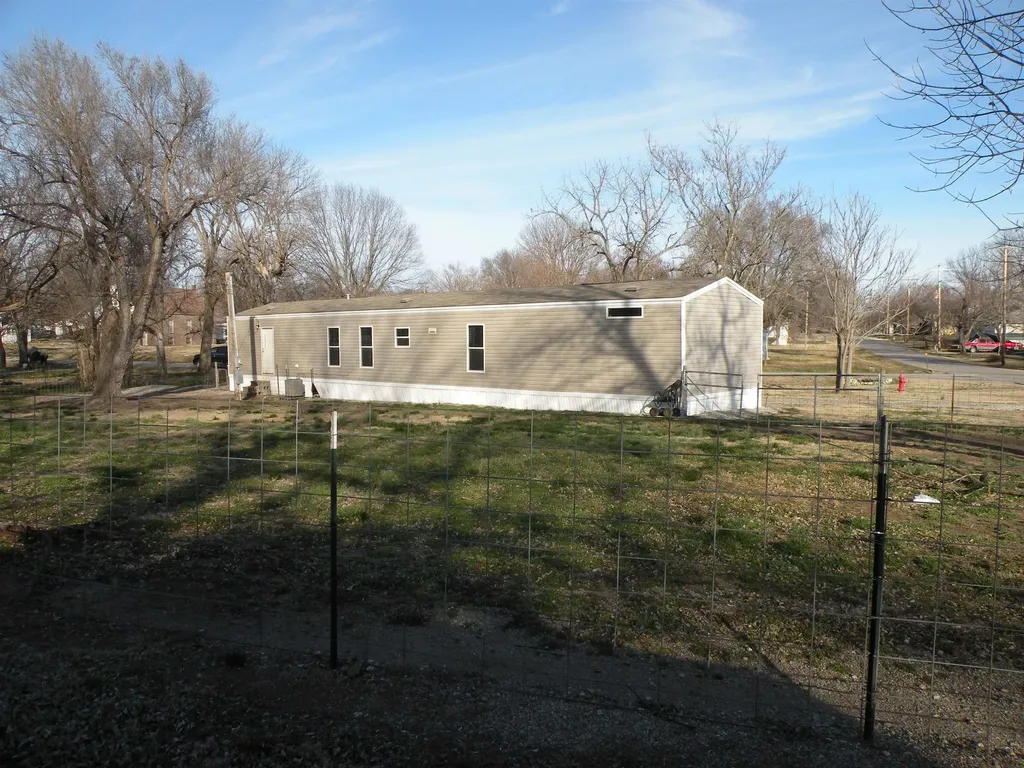 444 S Wabash Howard KS 67349