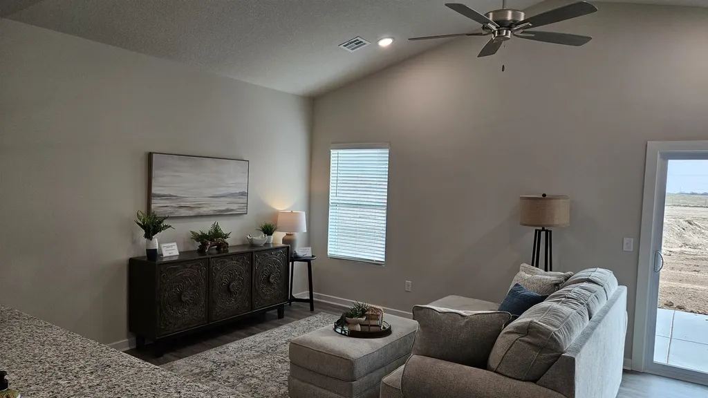 916 N Forestview Court Wichita KS 67235