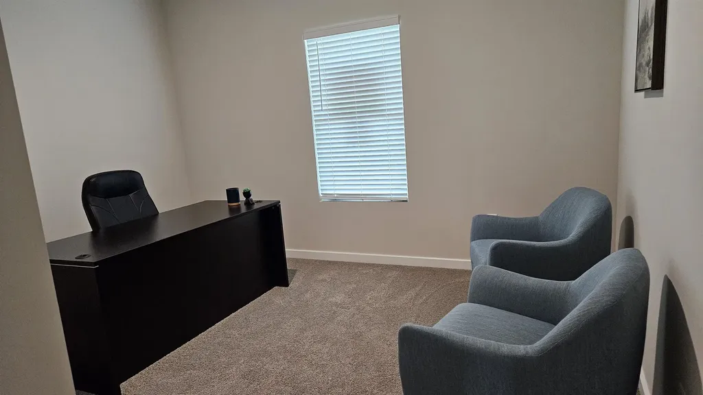 916 N Forestview Court Wichita KS 67235