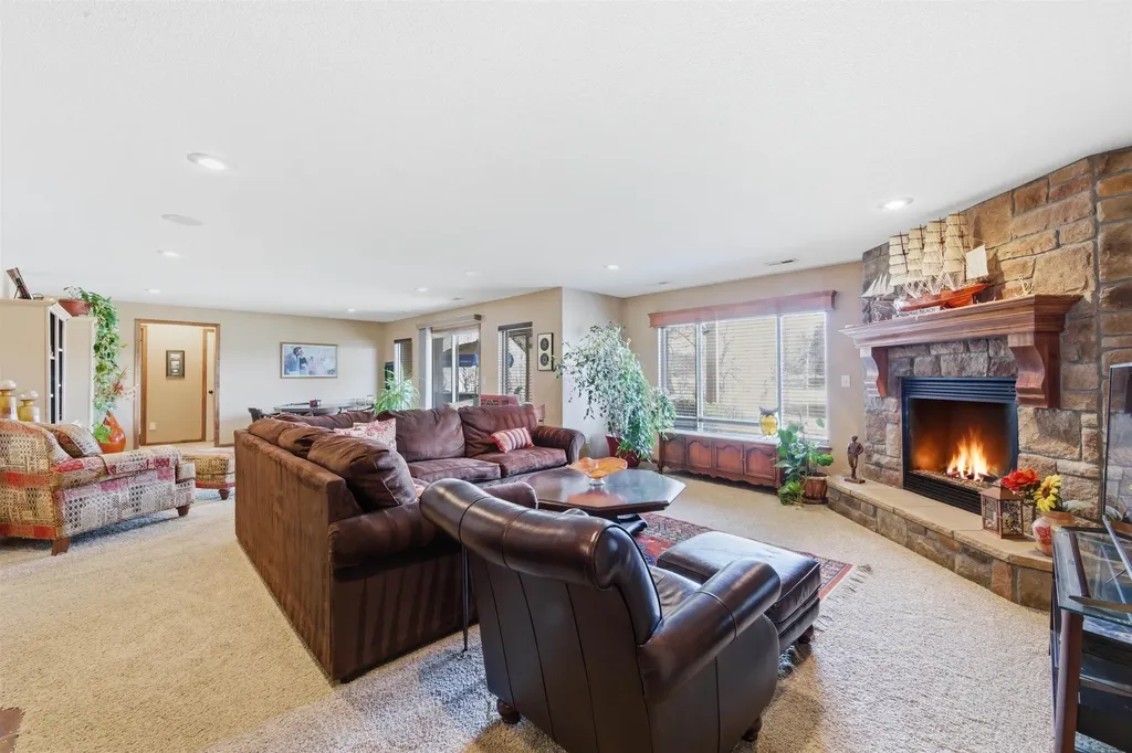 1219 E Waters Edge Street Derby KS 67037