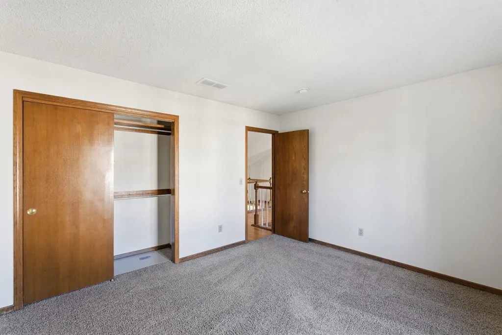 8018 E Woodspring Way Wichita KS 67226