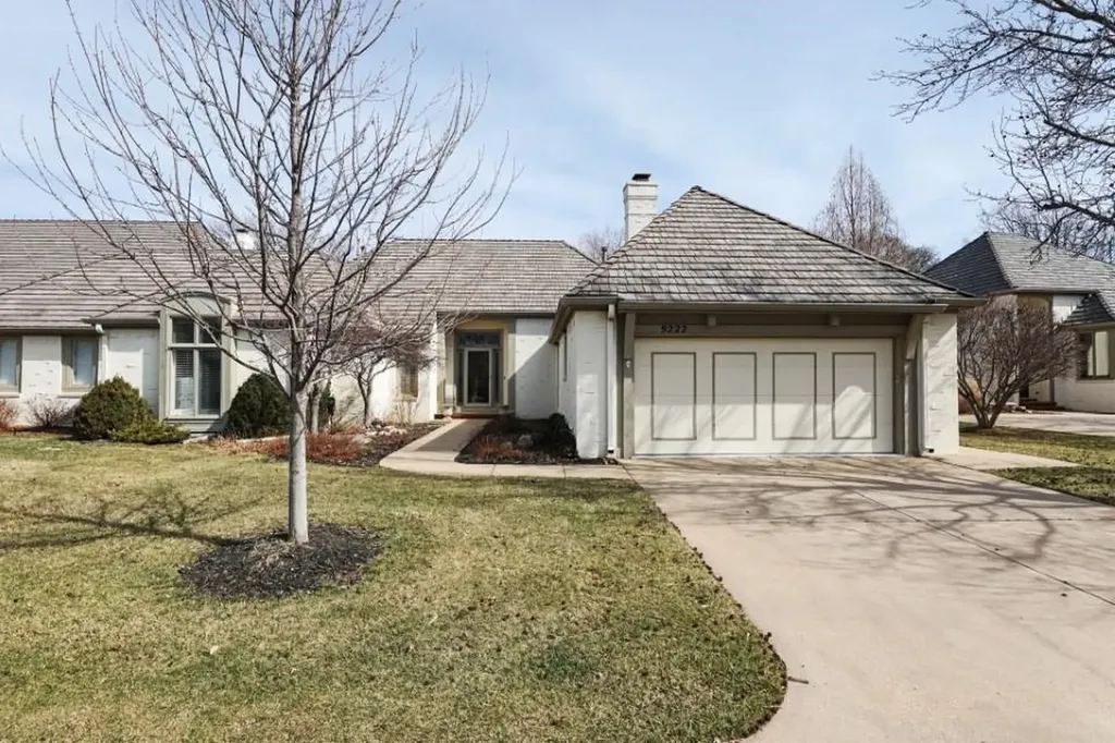 9222 E Lakepoint Street Wichita KS 67226