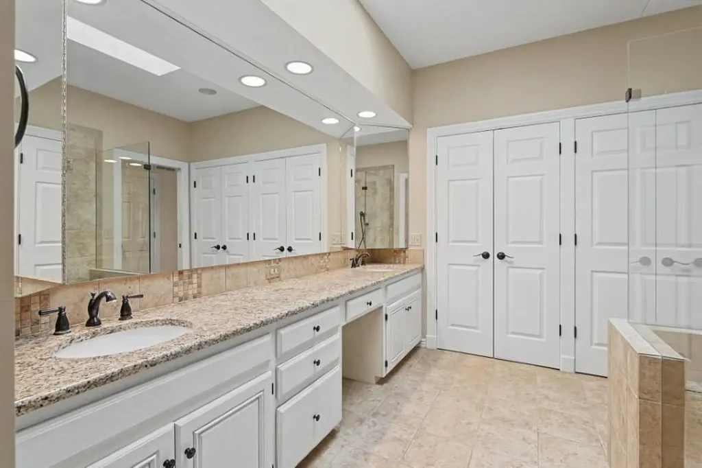 9222 E Lakepoint Street Wichita KS 67226
