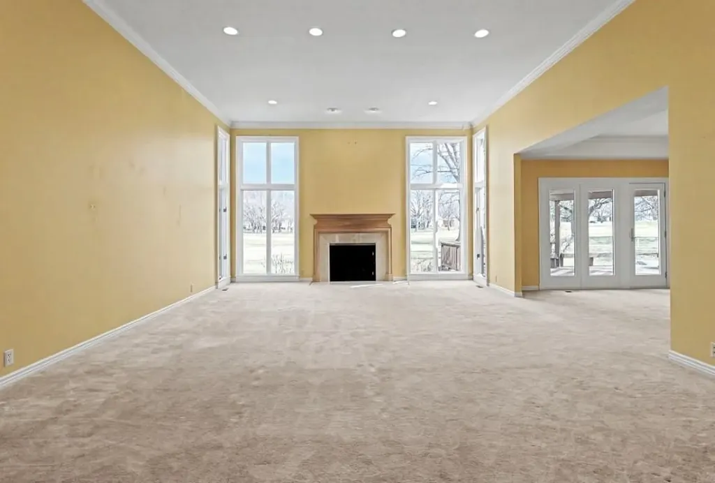 9222 E Lakepoint Street Wichita KS 67226