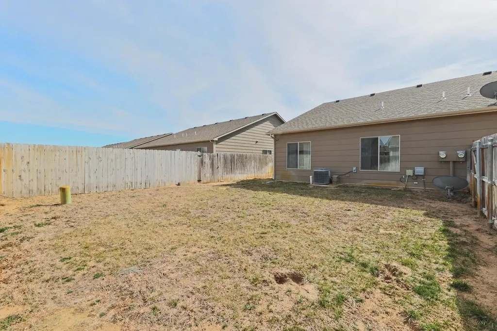 3308 E Aster Street Derby KS 67037