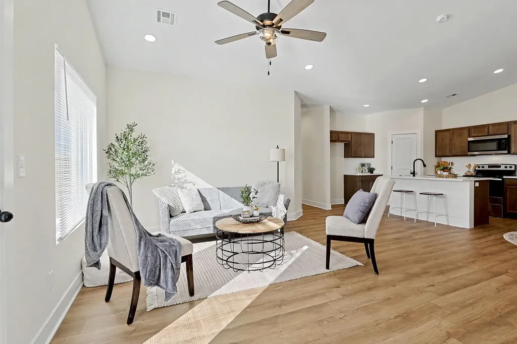 3755 S Bluelake Court Wichita KS 67215