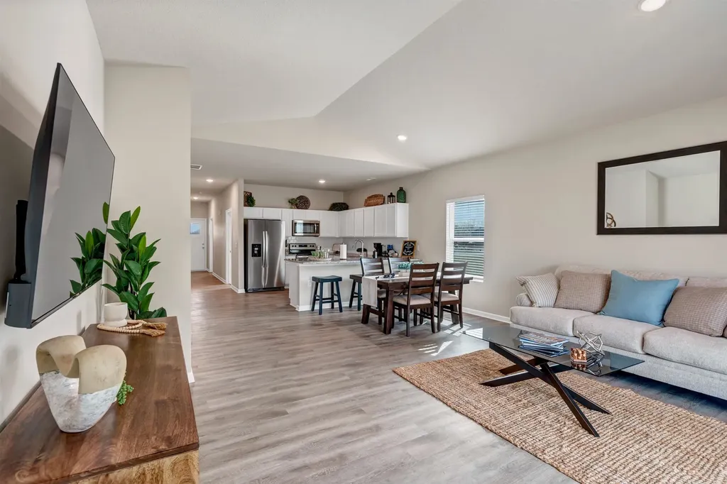 11370 W Scarlett Court Maize KS 67101