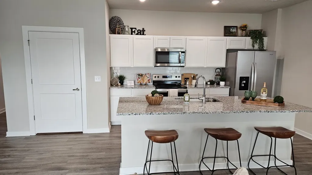 928 N Forestview Court Wichita KS 67235