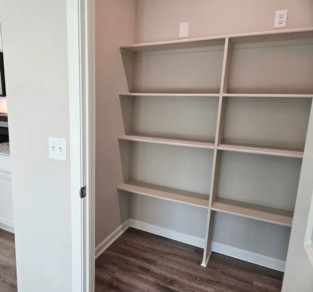928 N Forestview Court Wichita KS 67235