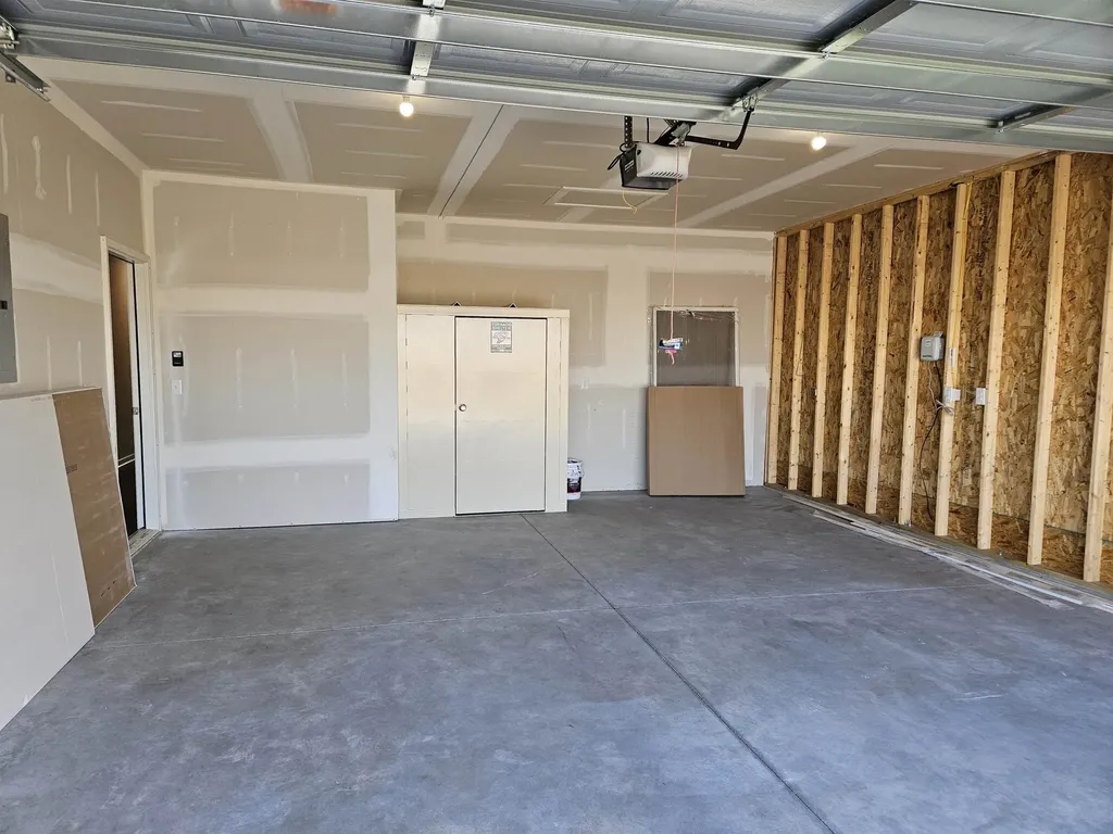 928 N Forestview Court Wichita KS 67235