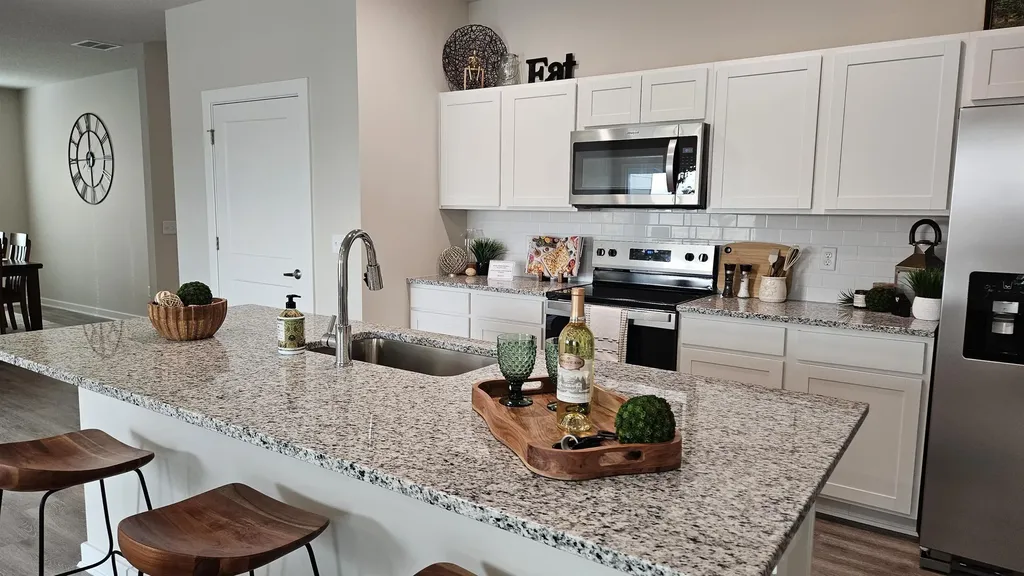 928 N Forestview Court Wichita KS 67235