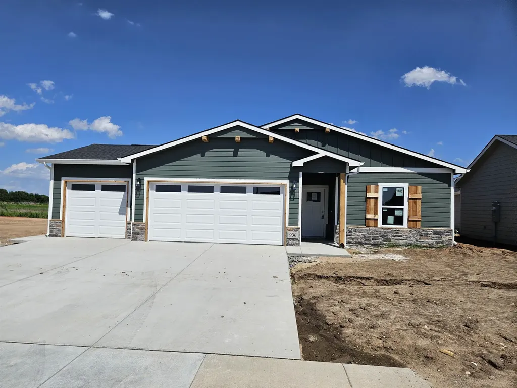 936 N Forestview Street Wichita KS 67235