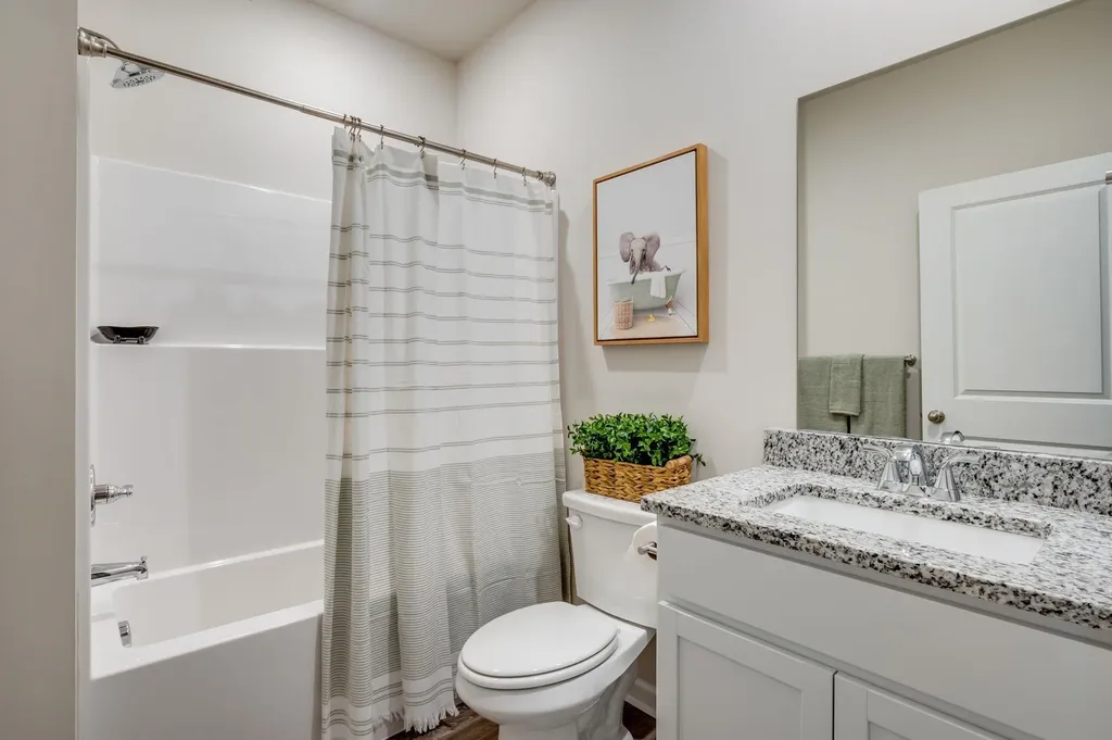 915 N Forestview Street Wichita KS 67235