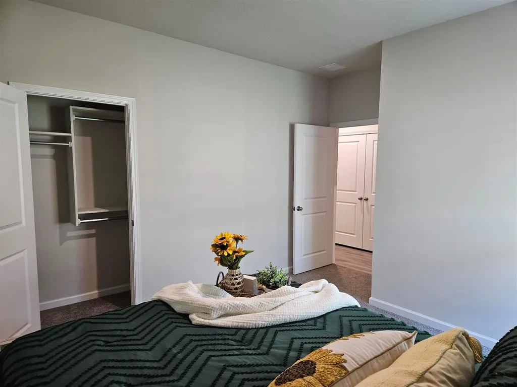 927 N Forestview Street Wichita KS 67235