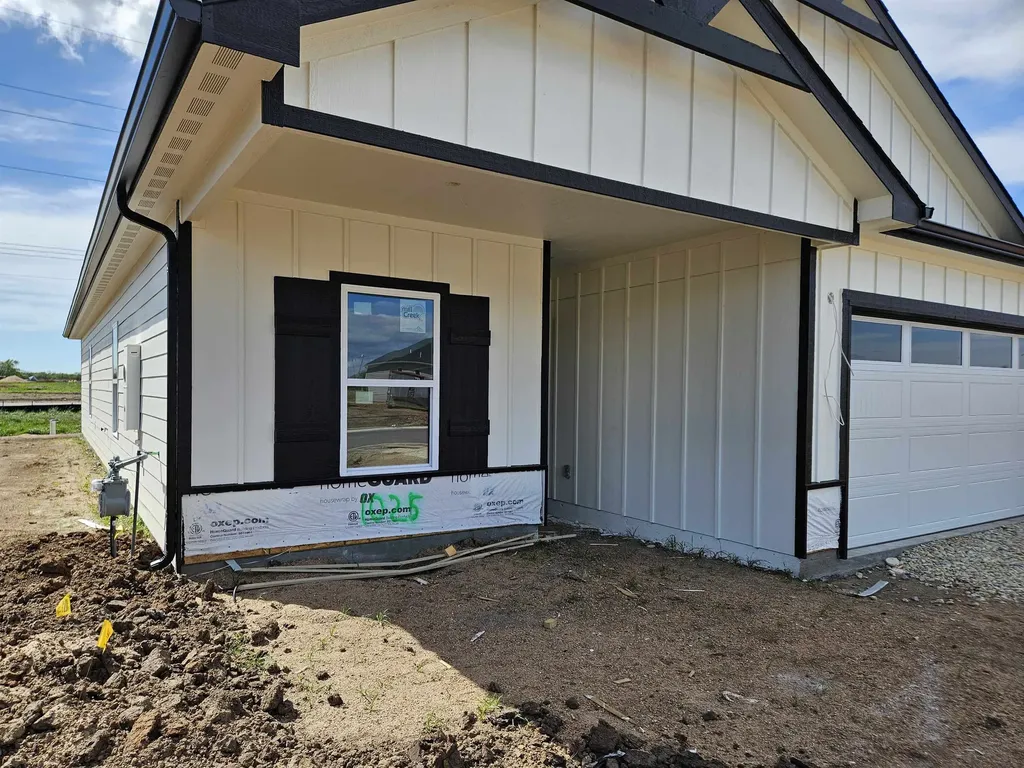 927 N Forestview Street Wichita KS 67235
