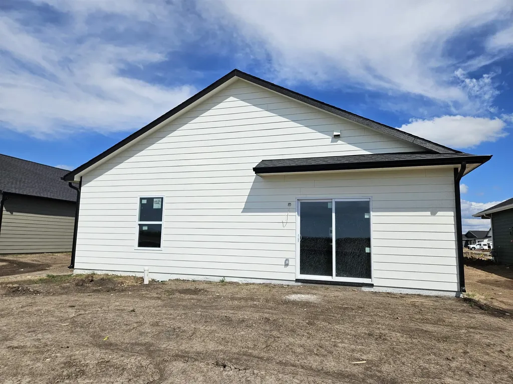 927 N Forestview Street Wichita KS 67235