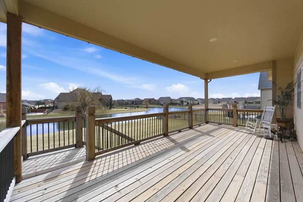7905 E Turquoise Trail Bel Aire KS 67226