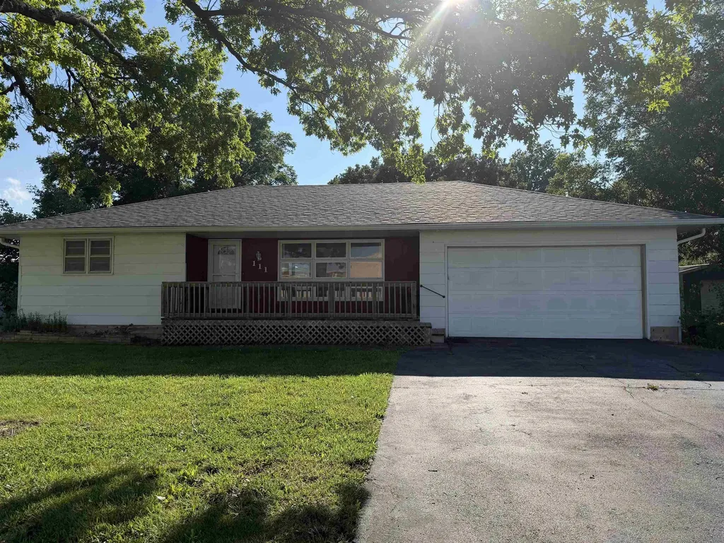 111 S Jefferson Street Eureka KS 67045