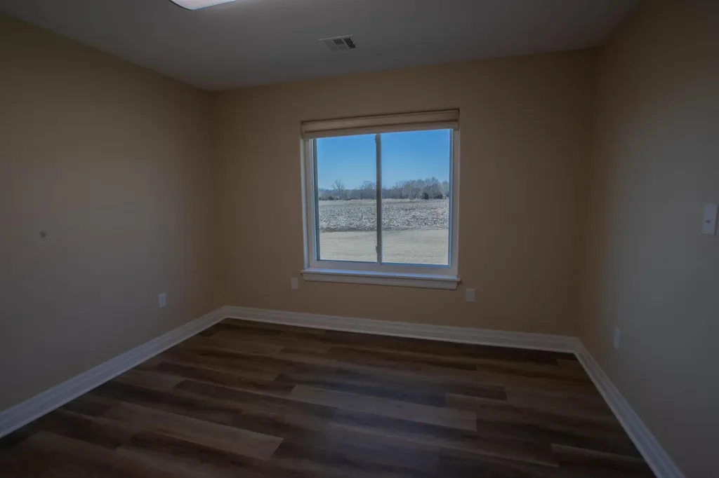 13181 75th Road Winfield KS 67156