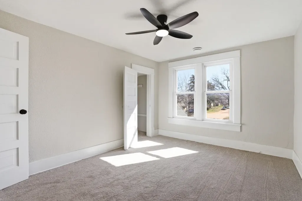 604 W Spring Avenue Conway Springs KS 67031