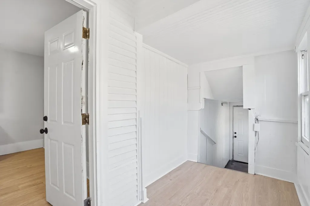 604 W Spring Avenue Conway Springs KS 67031