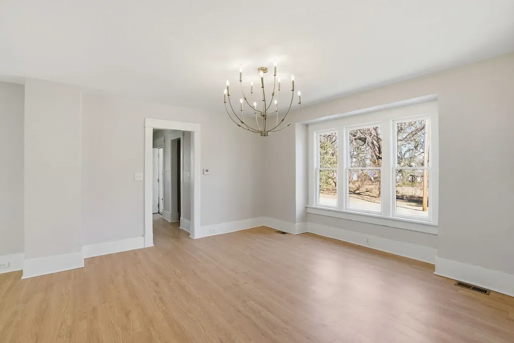 604 W Spring Avenue Conway Springs KS 67031