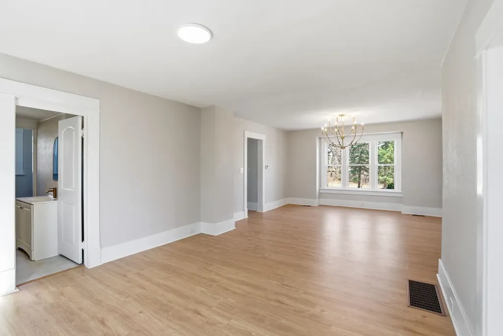 604 W Spring Avenue Conway Springs KS 67031