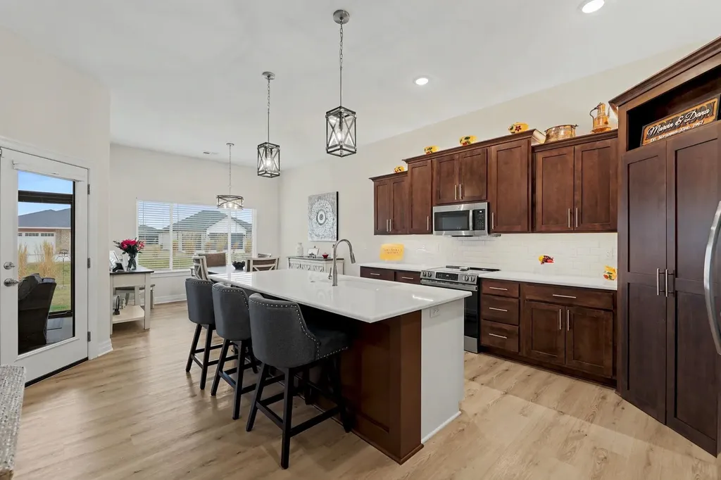1716 N Forestview Court Wichita KS 67235