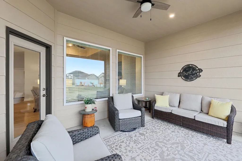 1716 N Forestview Court Wichita KS 67235