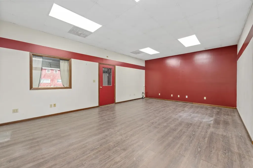 125 N Main Street Cheney KS 67025
