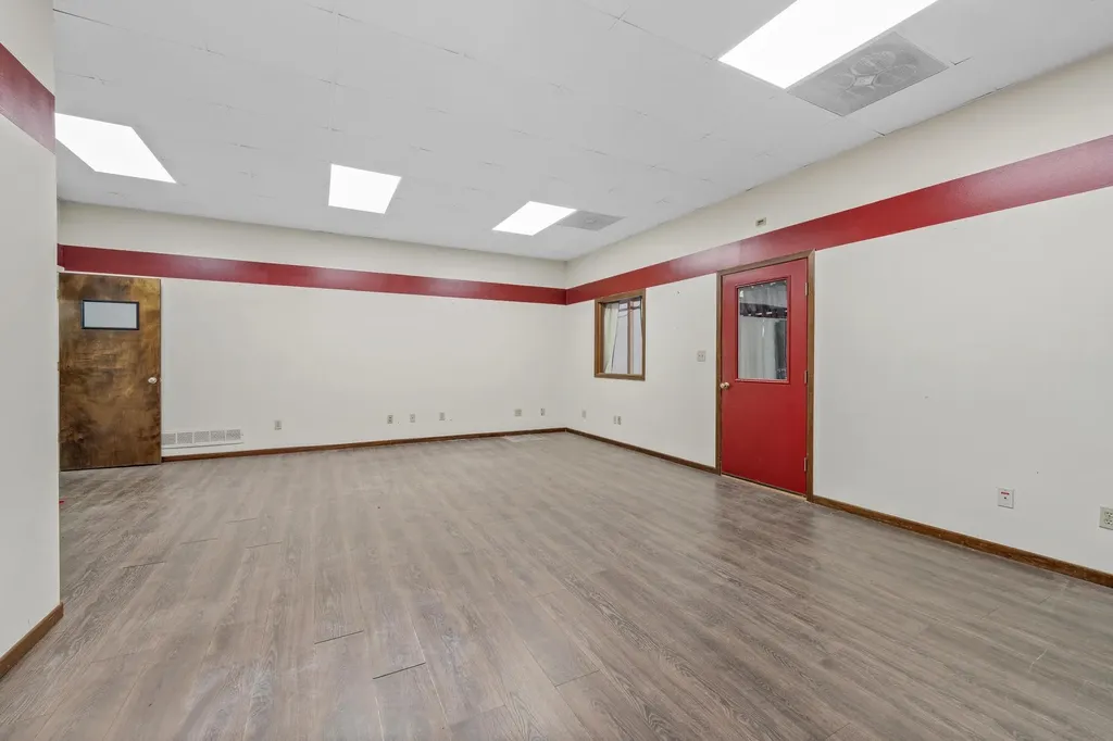 125 N Main Street Cheney KS 67025