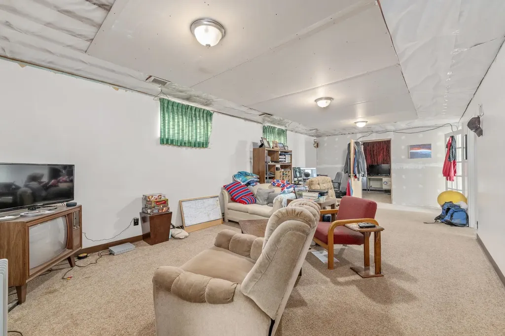 125 N Main Street Cheney KS 67025