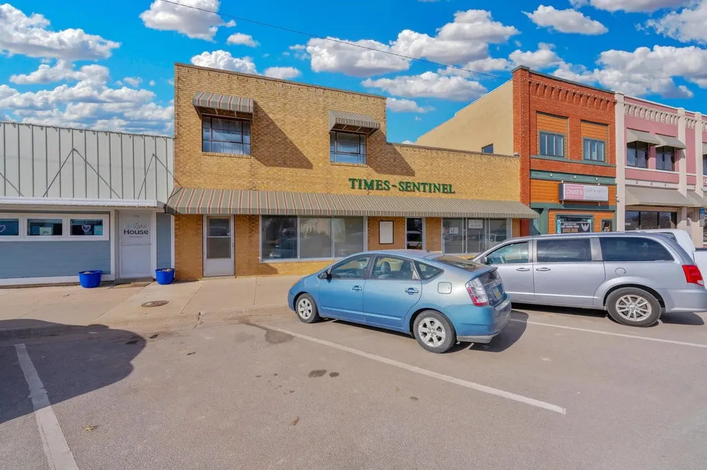 125 N Main Street Cheney KS 67025